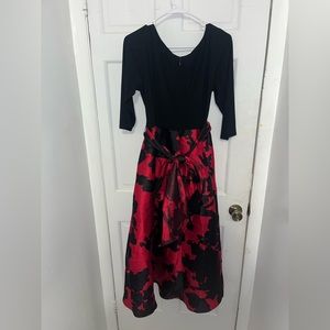 R&M Richards Formal Dress - Red & Black